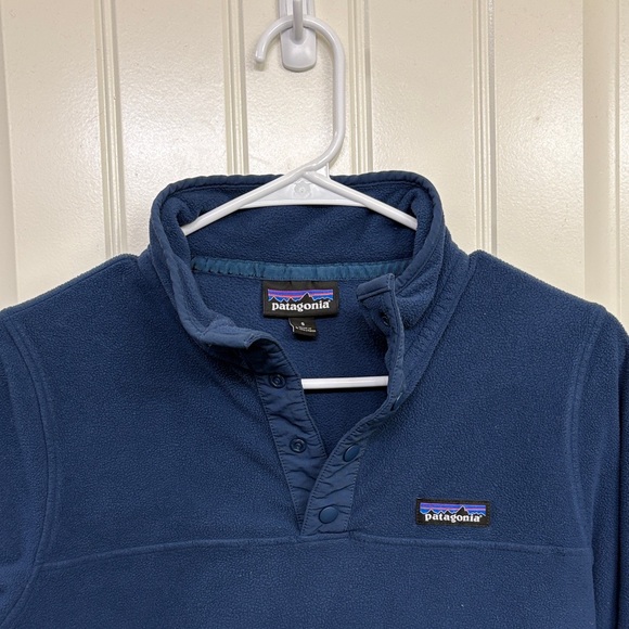 Patagonia Dark Blue Fleece Jacket - Picture 2 of 9